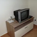 Guest Rooms Kom